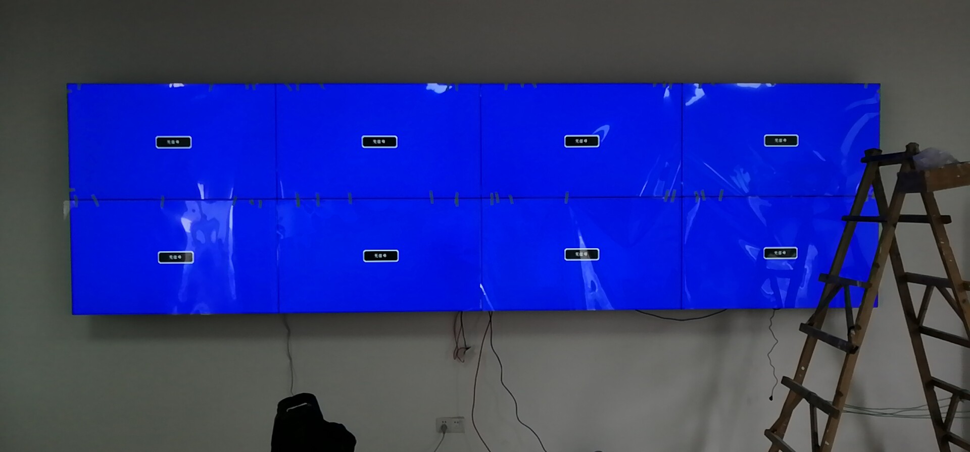 廣西百色廣電大樓55寸 (5).jpg